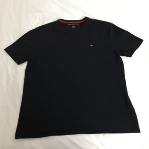 Black Tommy Hilfiger T-Shirt